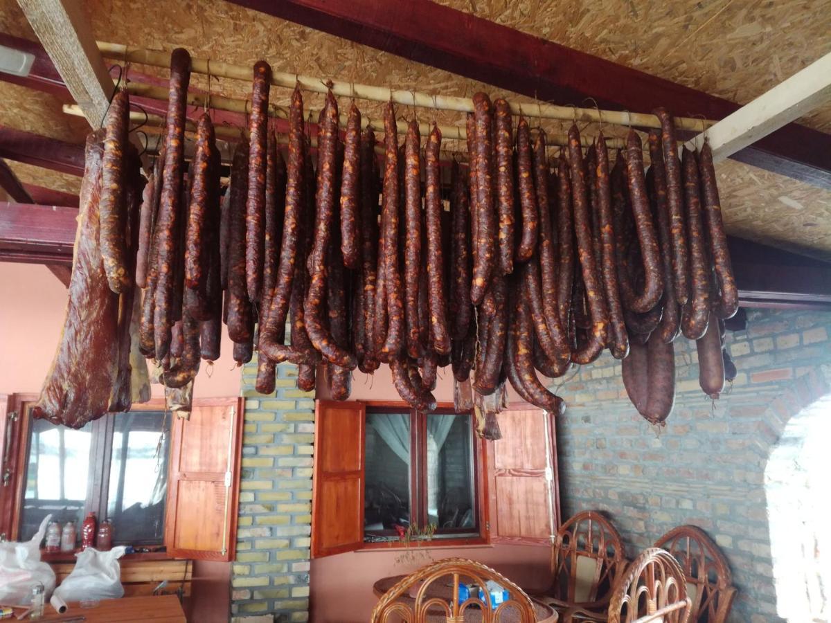 Salas Farma 47-Miris Dunja Csenej Kültér fotó