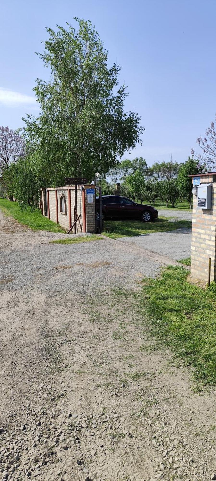Salas Farma 47-Miris Dunja Csenej Kültér fotó